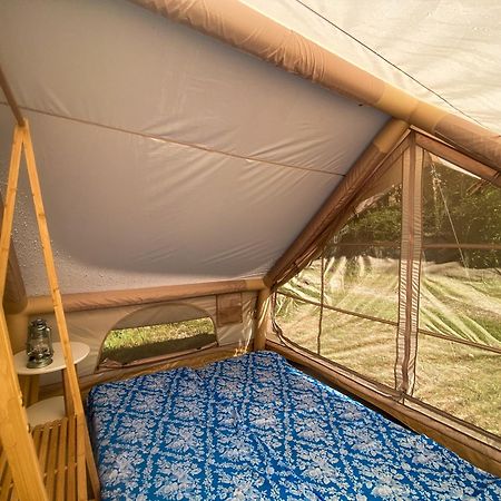 Gualba de Dalt Camping Parc Gualba מראה חיצוני תמונה