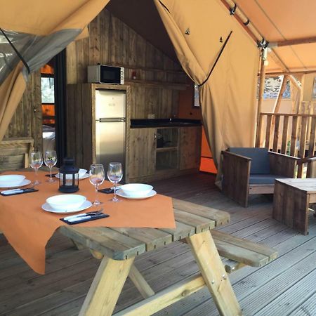Gualba de Dalt Camping Parc Gualba מראה חיצוני תמונה